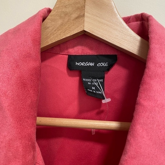 NWT Morgan Cole Pink Ladies Blouse Size Medium - Picture 2 of 5